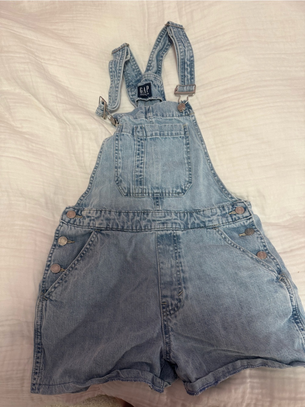 GAP Light Blue Denim Relaxed Short Overalls for woman